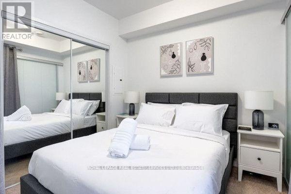 #1101 14 YORK STREET - 5