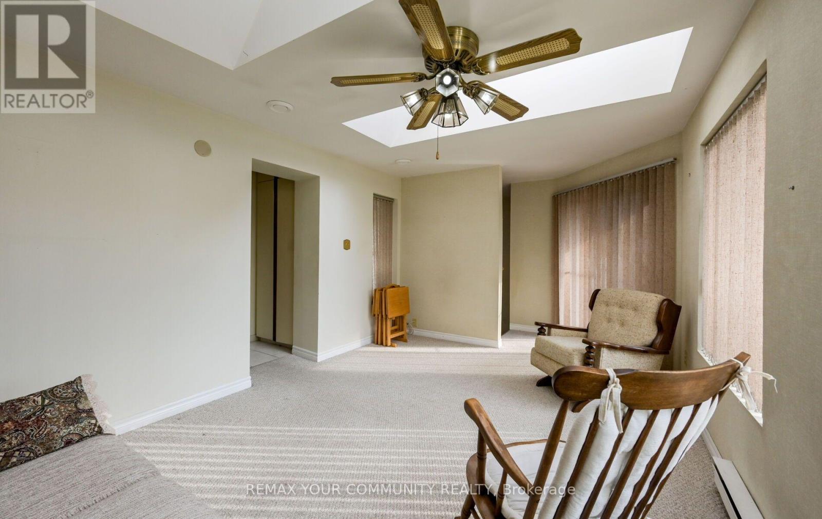 4 Hughes Place, Toronto, ON photo 17