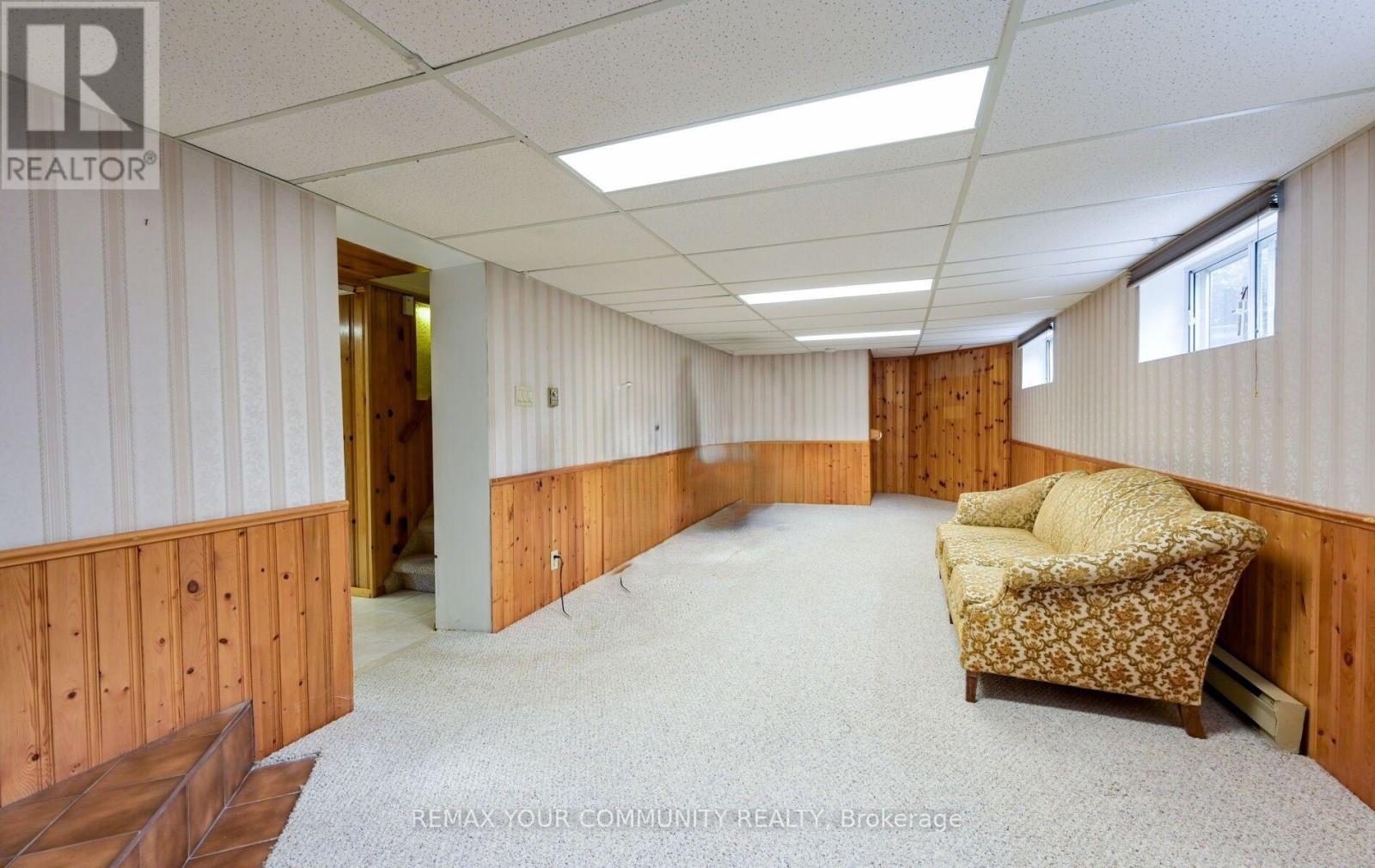 4 Hughes Place, Toronto, ON photo 24