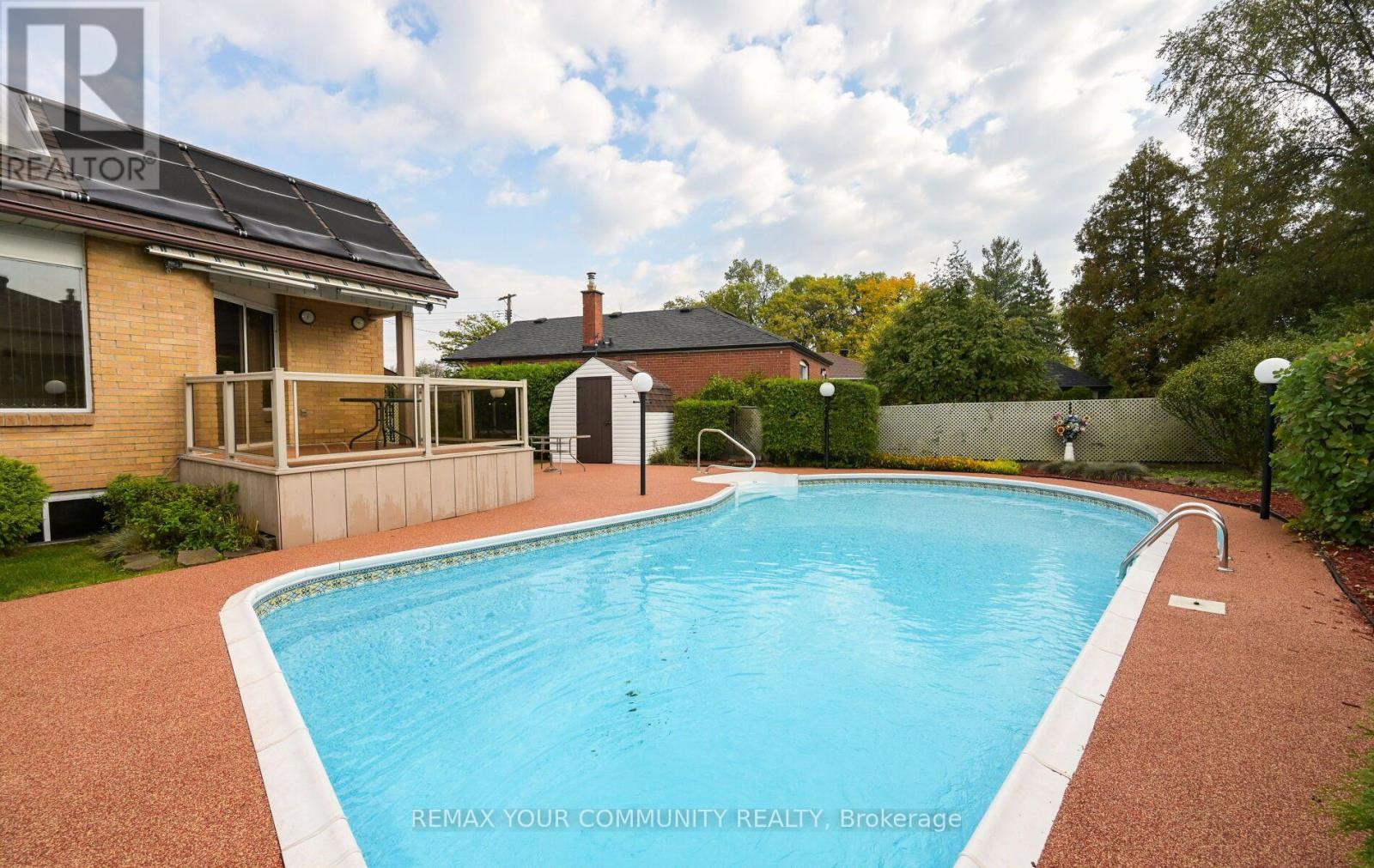 4 Hughes Place, Toronto, ON photo 30