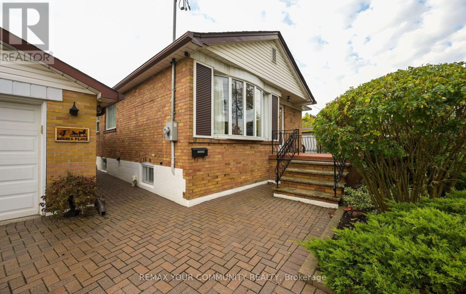 4 Hughes Place, Toronto, ON photo 4