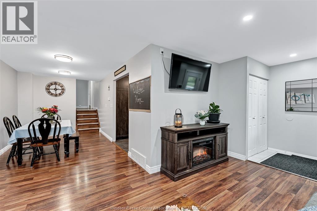 3090 Fairlane Crescent — photo 7