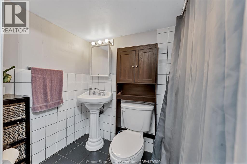 3090 Fairlane Crescent — photo 22