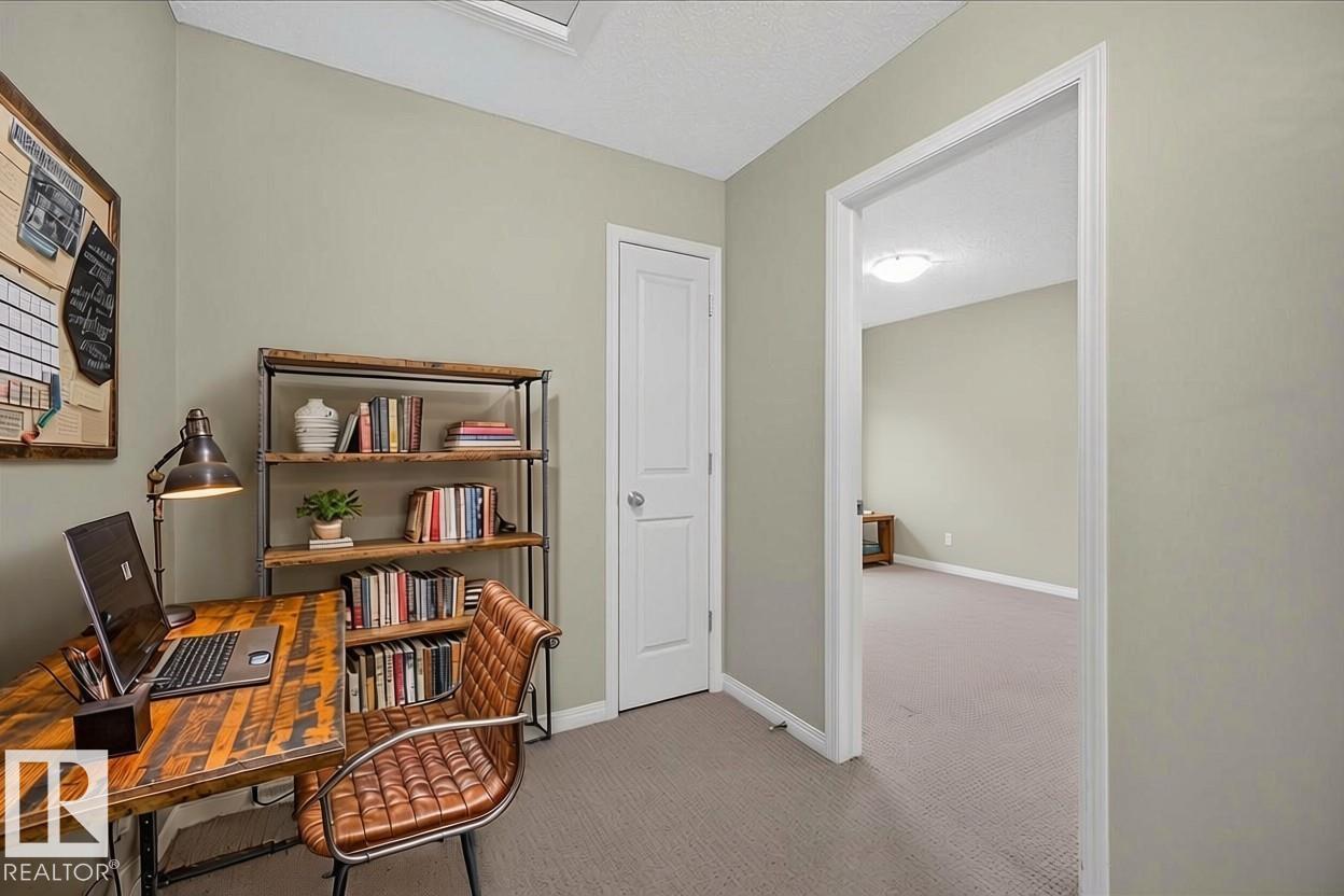 #61 1804 70 ST SW - 16