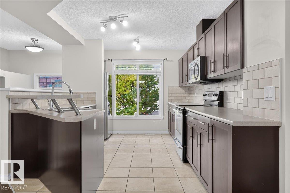 #61 1804 70 ST SW - 5