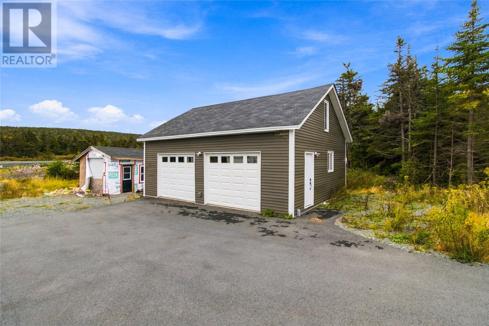 1388 Blackhead Road - 29