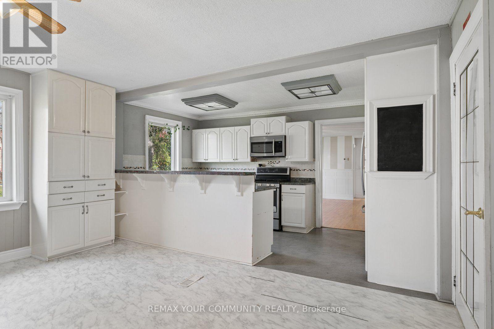 5440 Yonge Street, Innisfil, ON photo 8