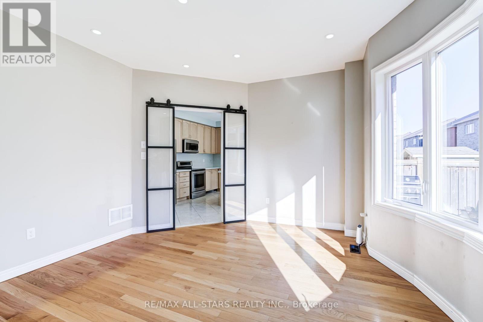 106 Creekland Avenue — photo 25