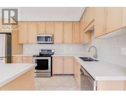 106 Creekland Avenue, Whitchurch Stouffville, ON L4A1X4 Photo 13