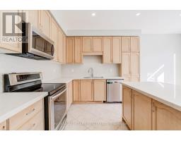 Eating area - 106 Creekland Avenue, Whitchurch Stouffville, ON L4A1X4 Photo 8
