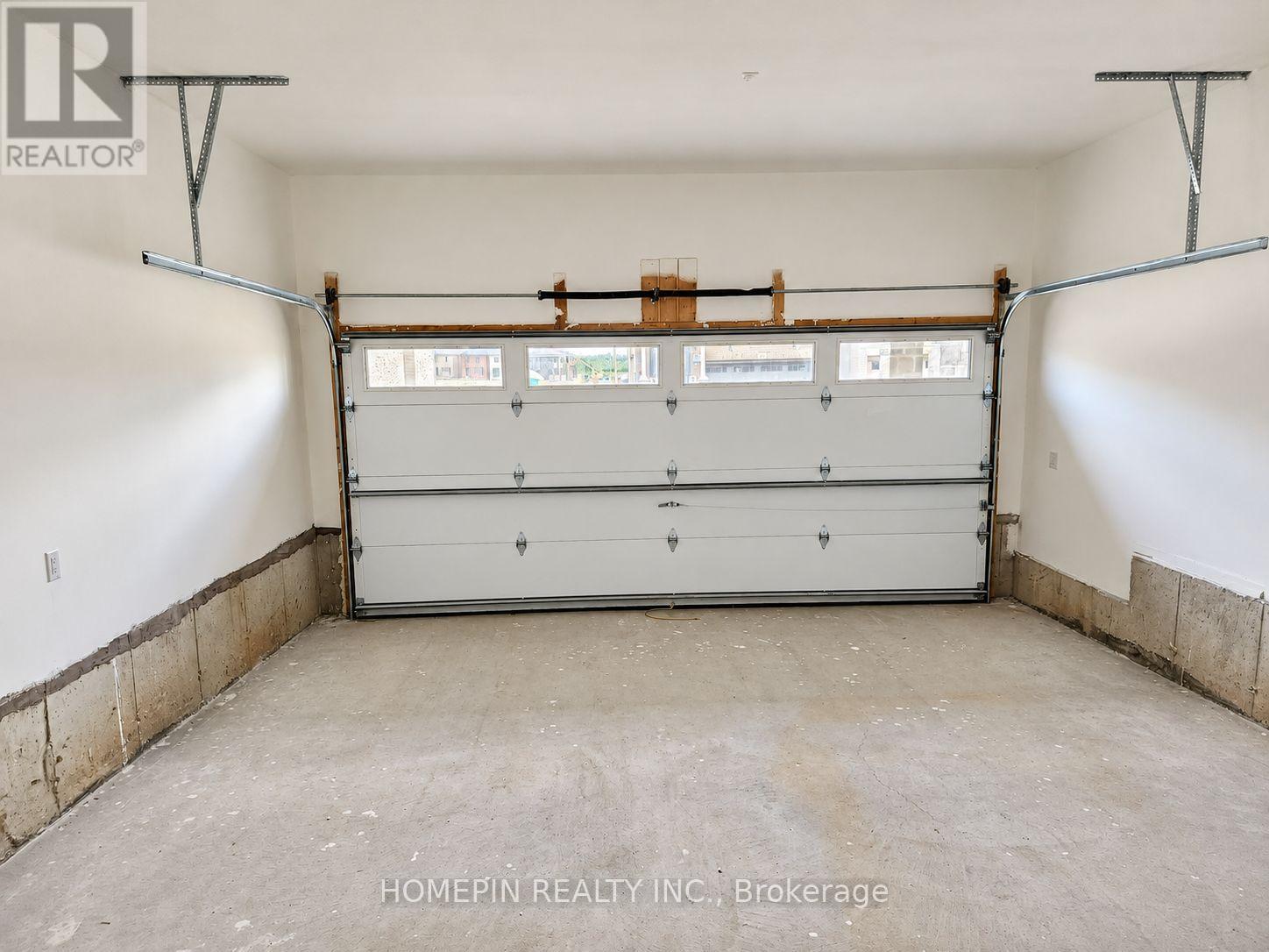 21 Phoenix Boulevard, Barrie, ON photo 22