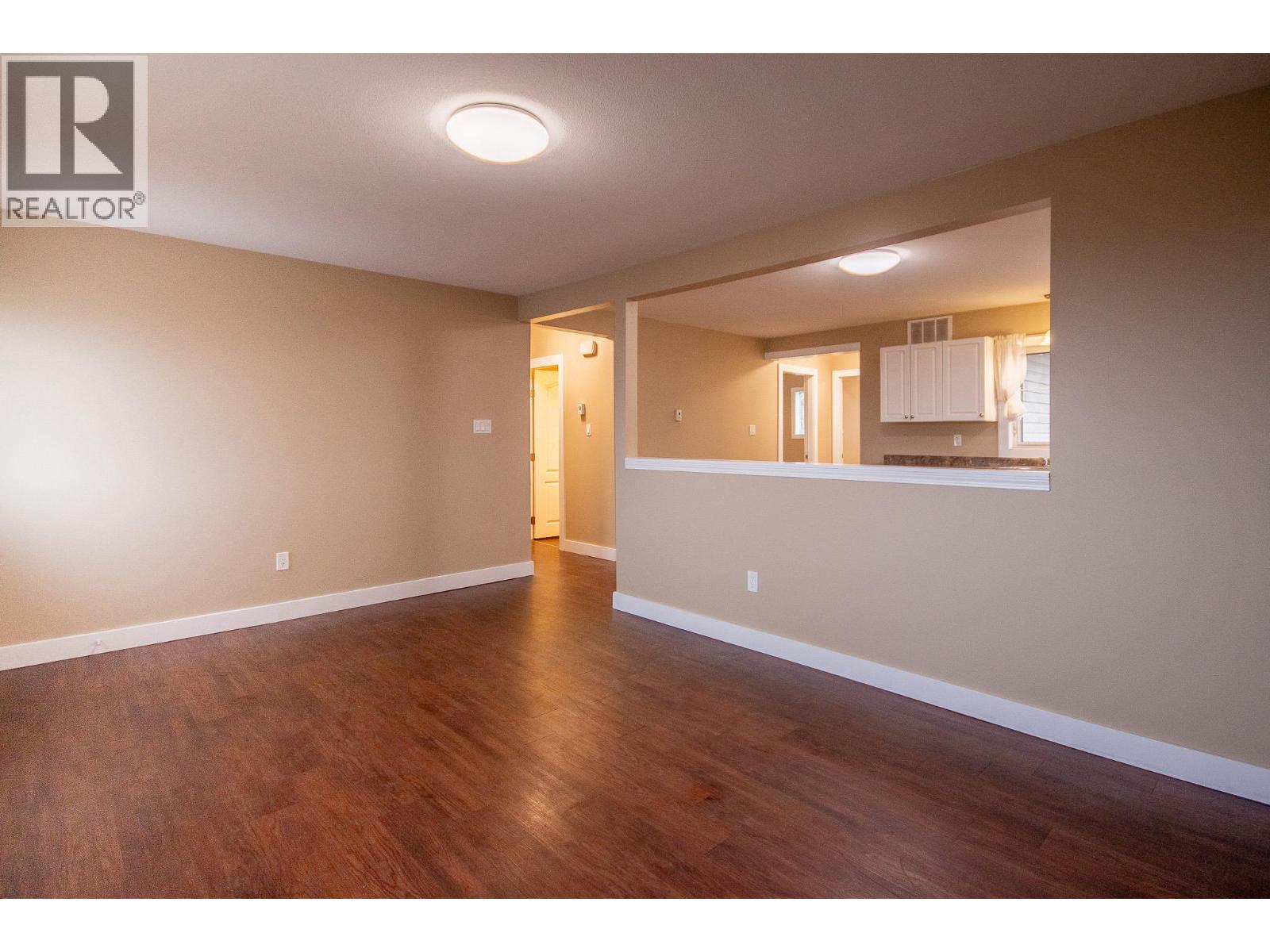 1536 96 Avenue - 5