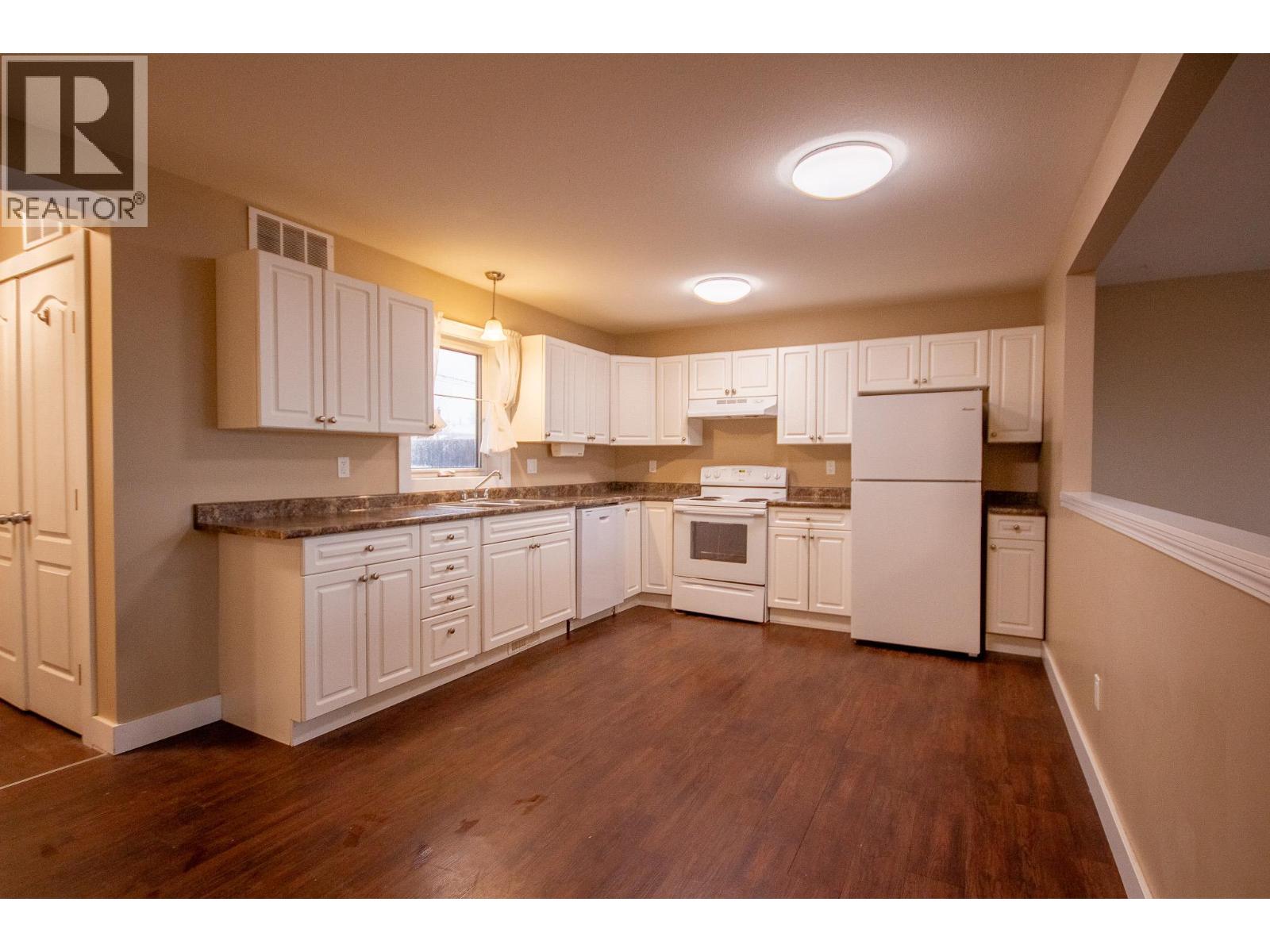 1536 96 Avenue - 2