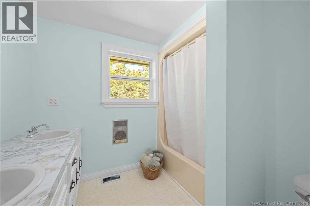 306 Saint-Joseph Road - 24