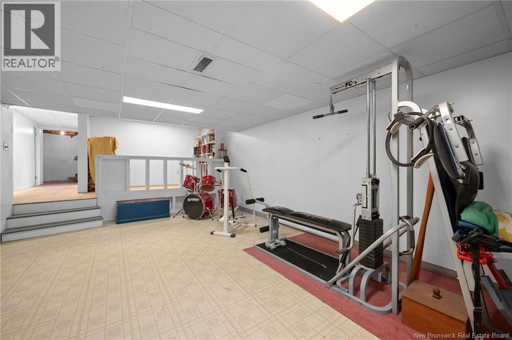 306 Saint-Joseph Road - 33