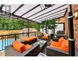 1012 Oak Meadow Road, Oakville, ON L6M1J7 Photo 37