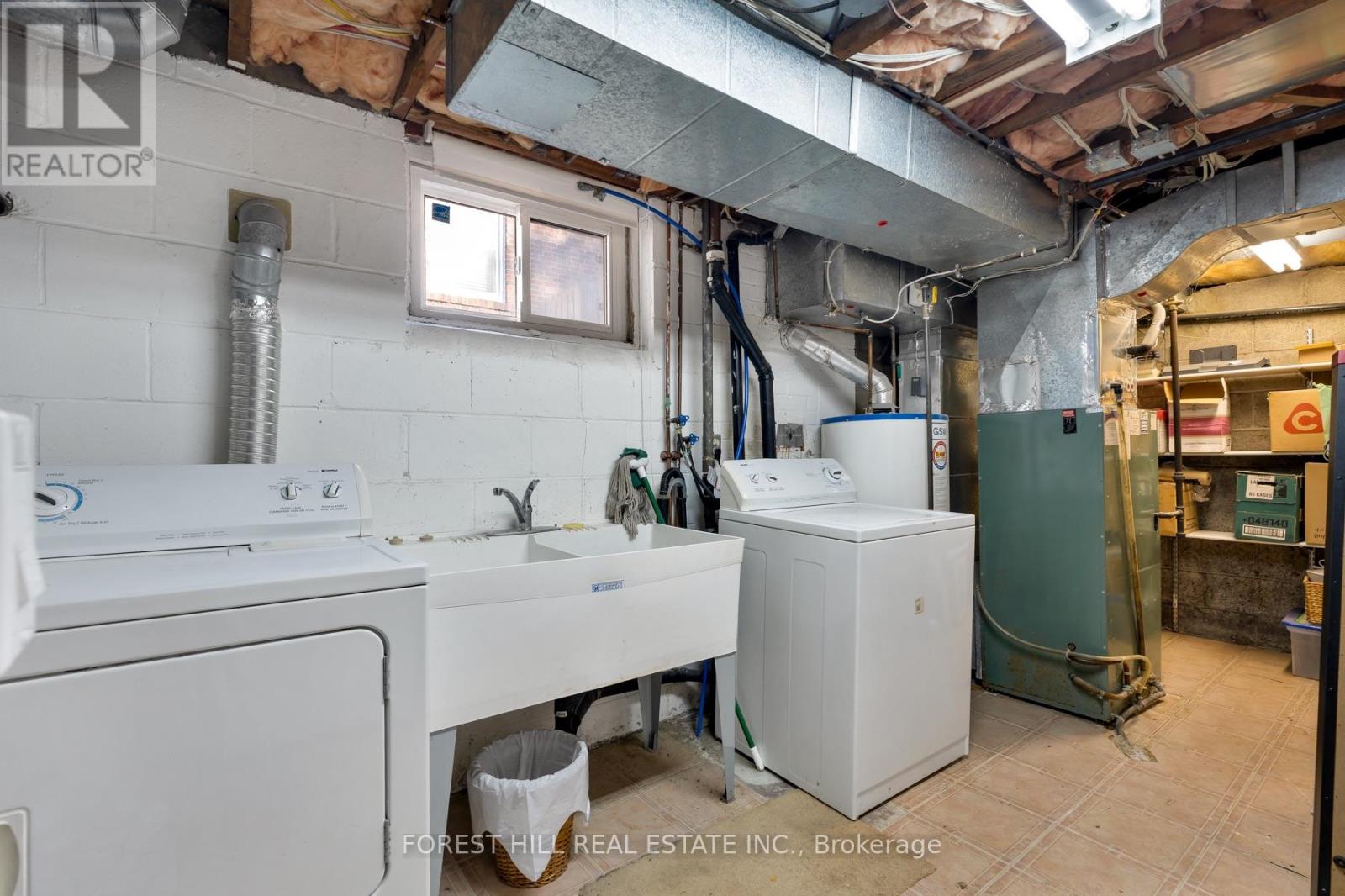 37 CYNTHIA ROAD - 31