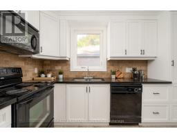 37 Cynthia Road, Toronto, ON M6N2P8 Photo 10