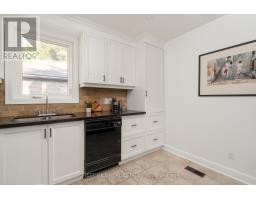 37 Cynthia Road, Toronto, ON M6N2P8 Photo 12