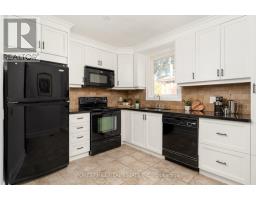 37 Cynthia Road, Toronto, ON M6N2P8 Photo 9