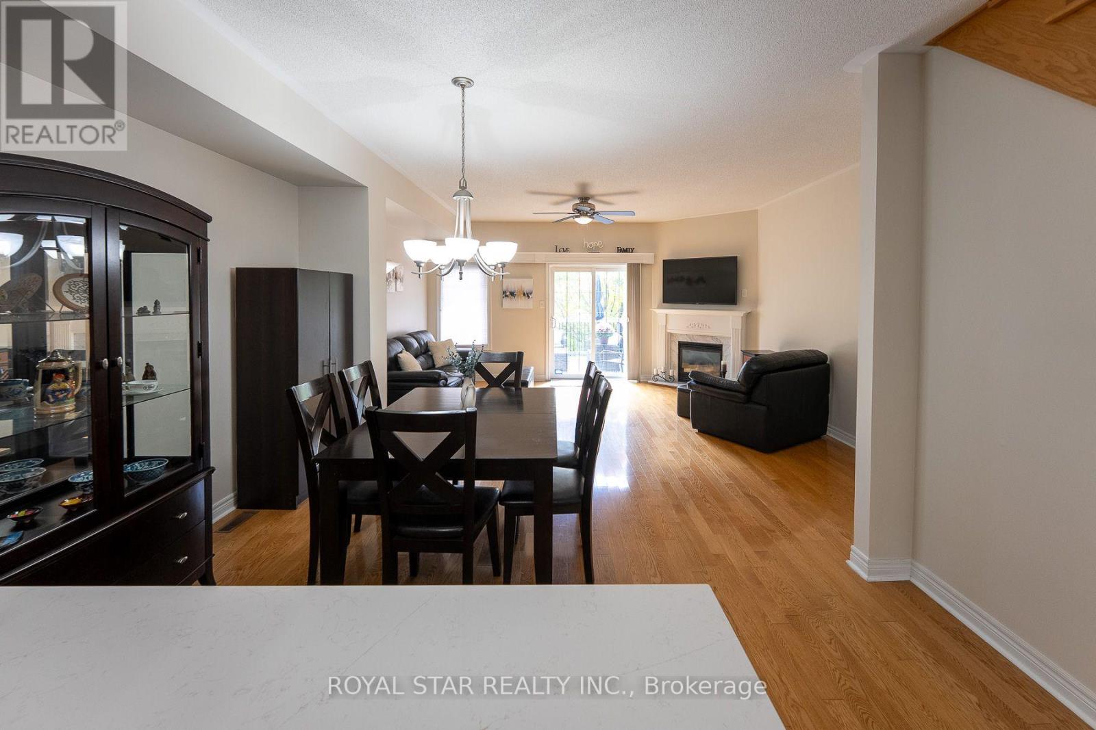 479 VODDEN STREET E - 9