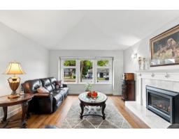 18707 60a Avenue, Surrey, BC V3S7P3 Photo 17