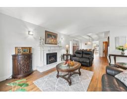 18707 60a Avenue, Surrey, BC V3S7P3 Photo 18