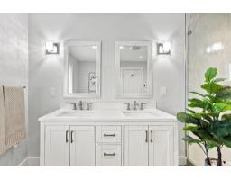 18707 60a Avenue, Surrey, BC V3S7P3 Photo 23