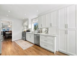 18707 60a Avenue, Surrey, BC V3S7P3 Photo 9