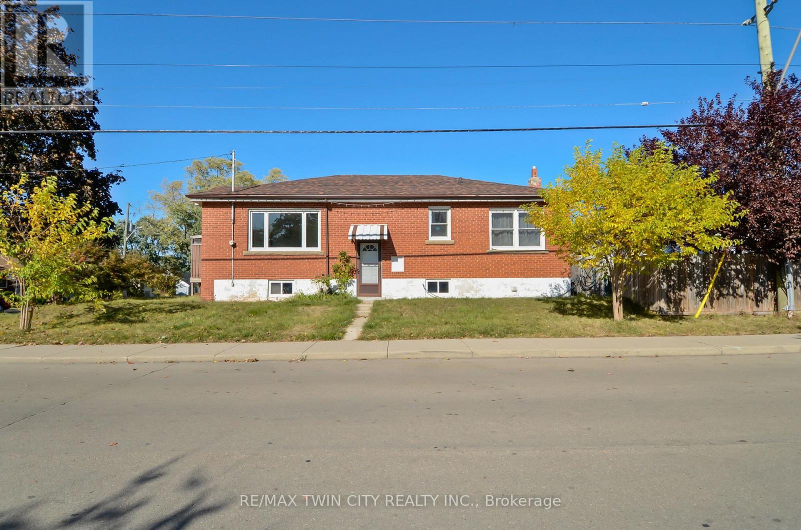 66 WALTER AVENUE N, Hamilton (Normanhurst) — photo 12