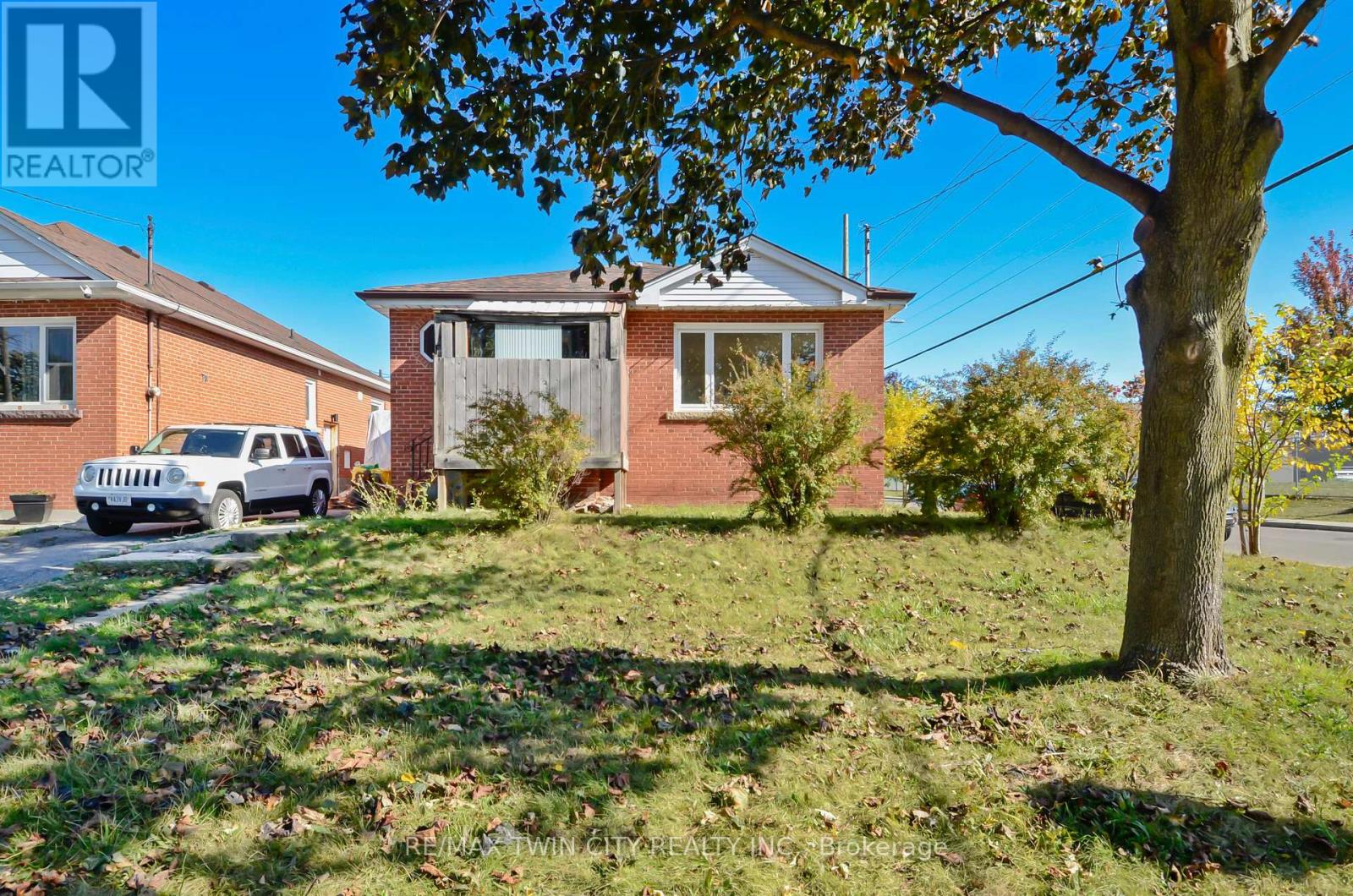 66 WALTER AVENUE N, Hamilton (Normanhurst) — photo 9