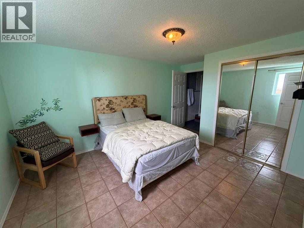 275001 Township Road 51 - 17