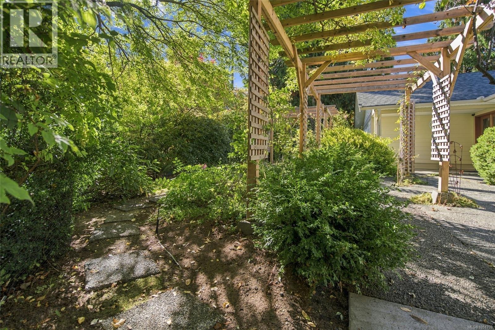 1061 Harlequin Rd - Image 14