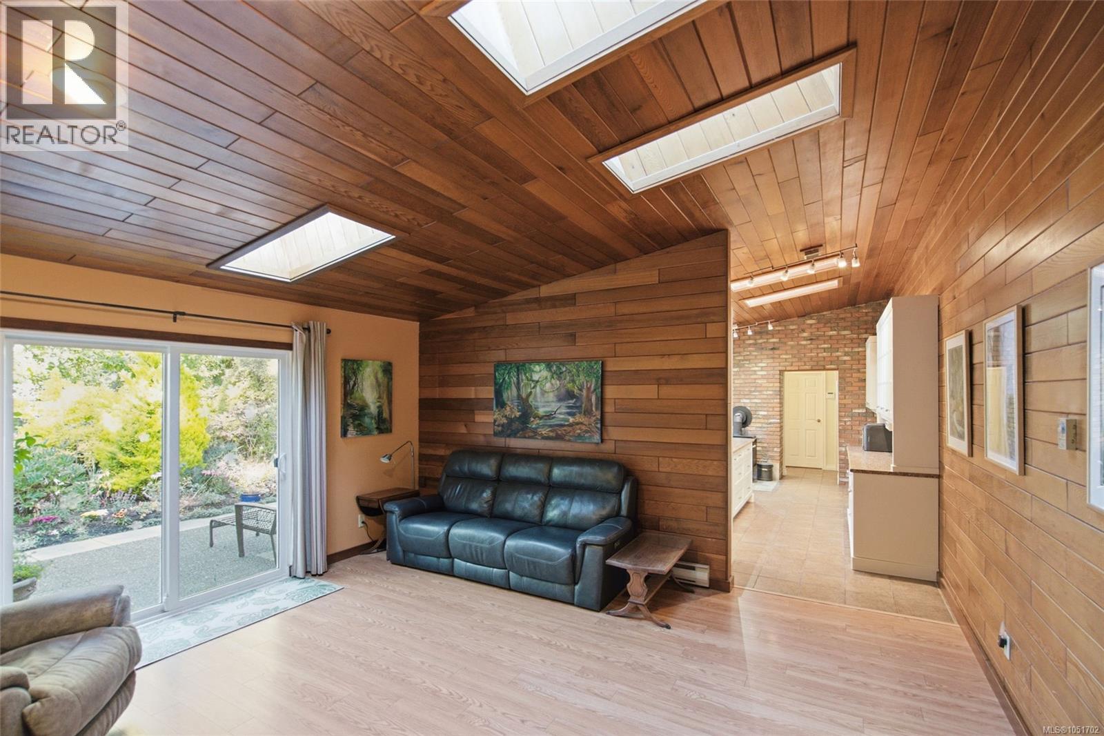 1061 Harlequin Rd - Image 24