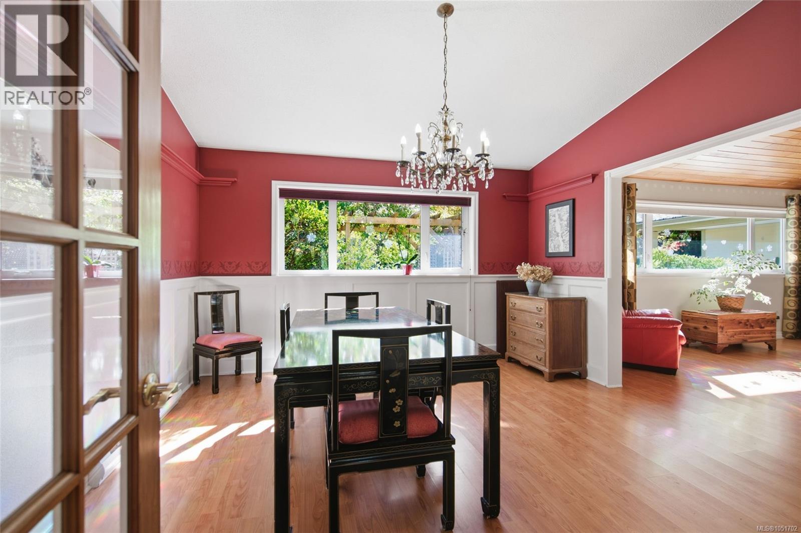 1061 Harlequin Rd - Image 3