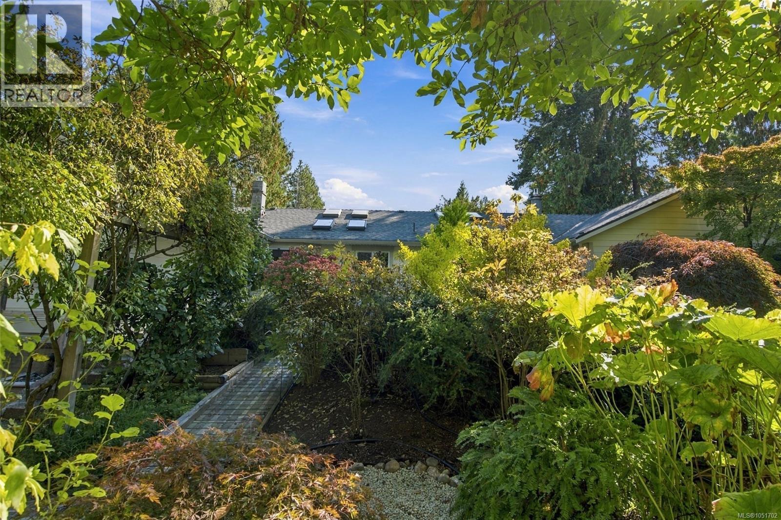 1061 Harlequin Rd - Image 37