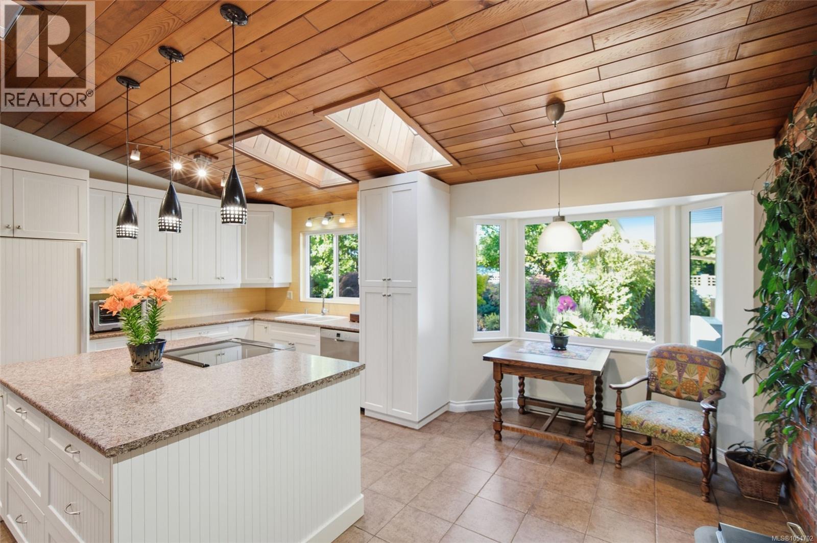 1061 Harlequin Rd - 4