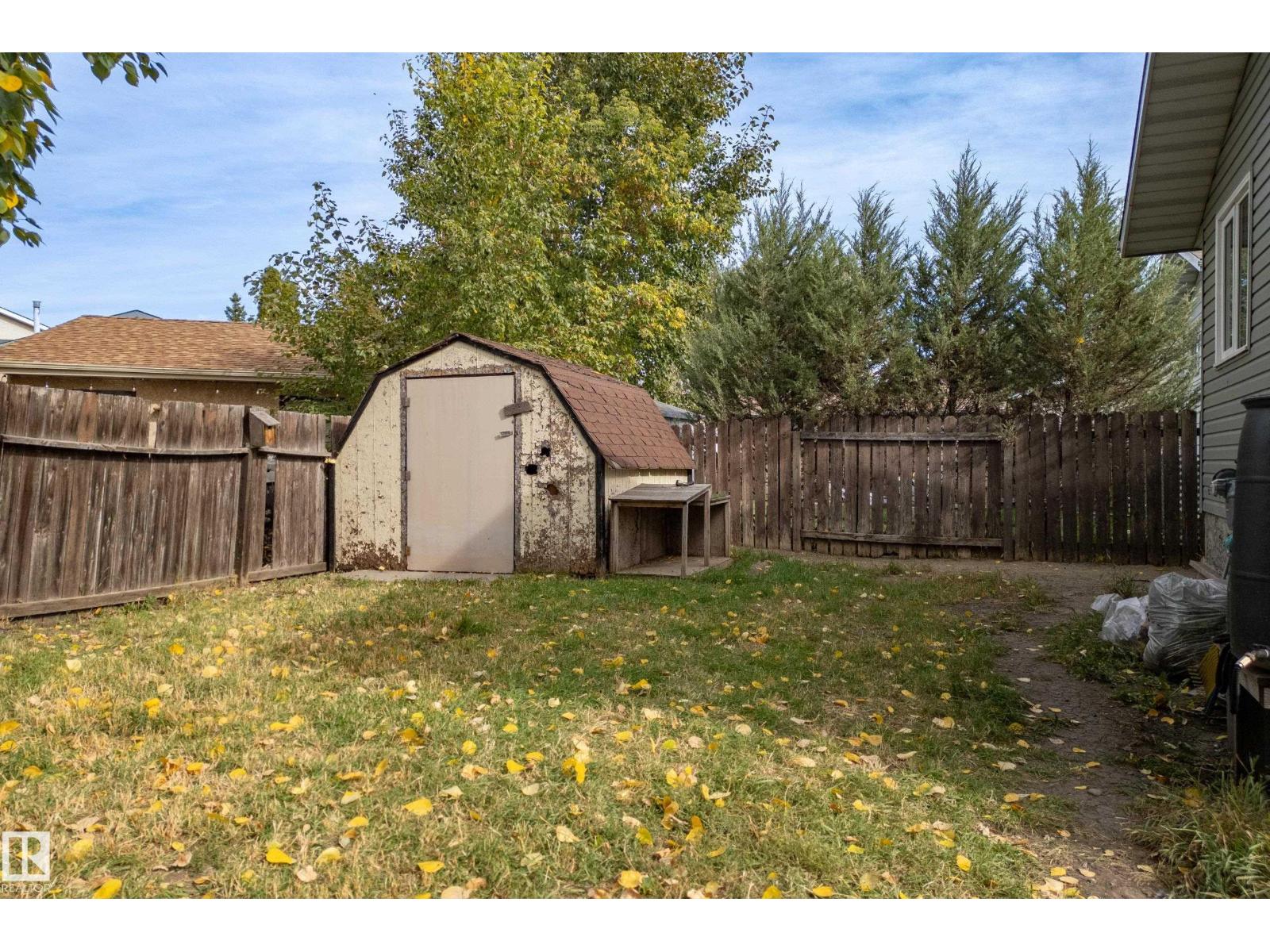 18024 73 AV NW - 31