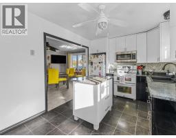 4pc Bathroom - 15 Ventnor Avenue, Amherstburg, ON N9V3J4 Photo 6