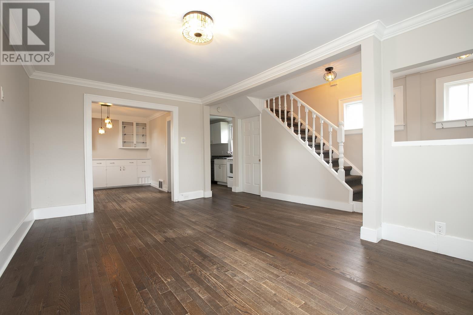 455 Charles St — photo 26
