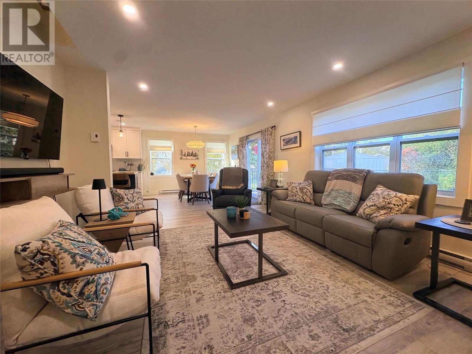 1 William White Boulevard - 7