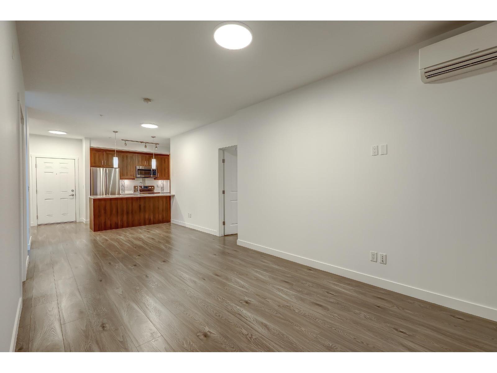 Photo of 505 20826 72 AVENUE 18