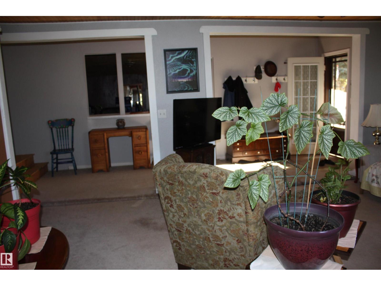 Property photograph 37 for MLS E4512045