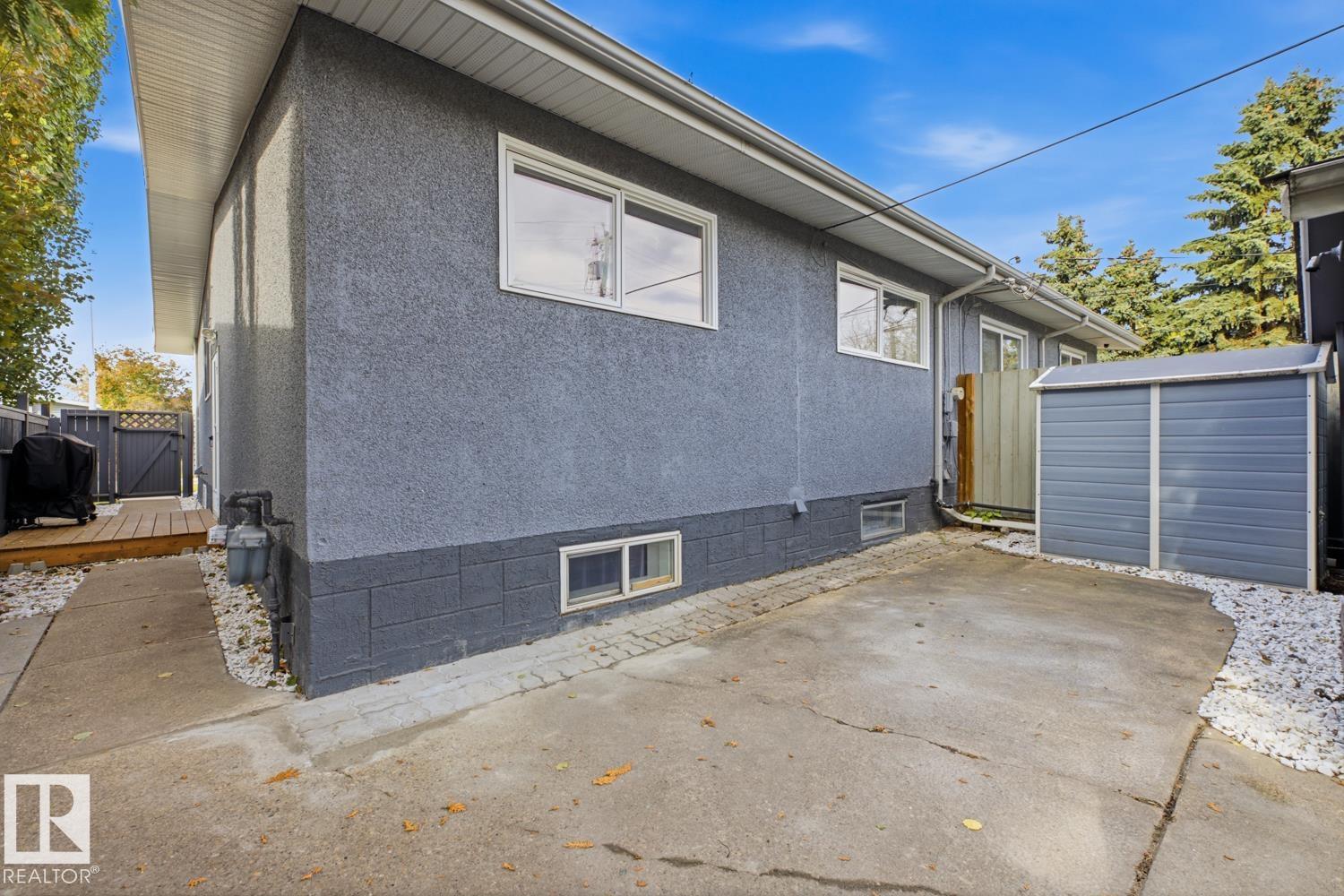 4727 105 ST NW - 6
