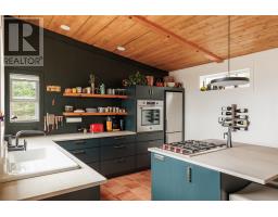 128-130 Cove Road thumbnail 16