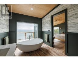 128-130 Cove Road thumbnail 34