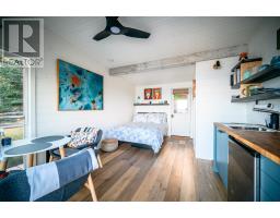128-130 Cove Road thumbnail 47