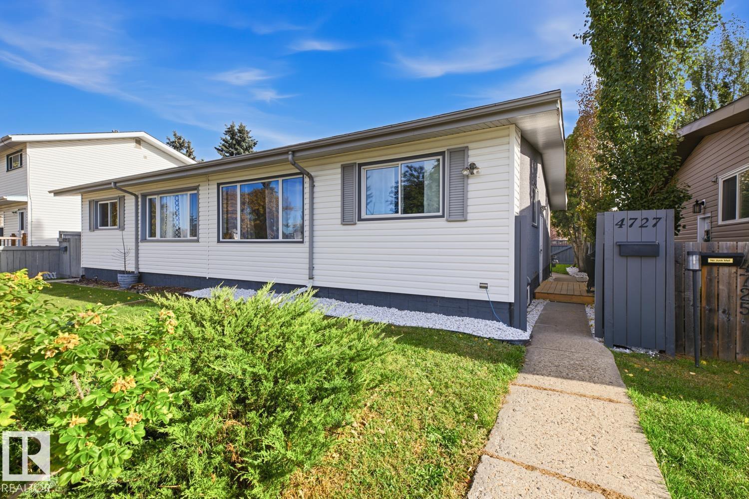 4727 105 ST NW - 1
