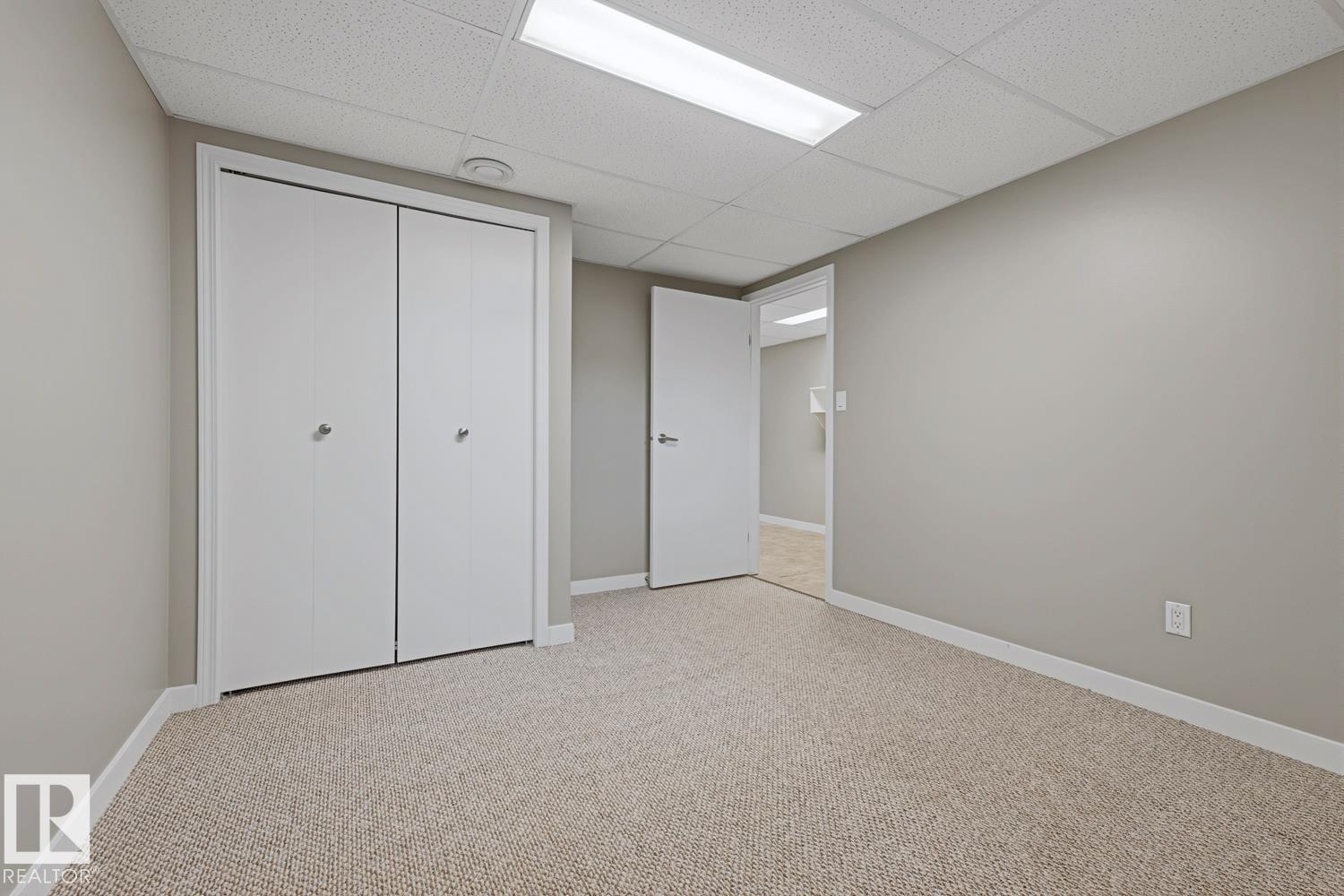 4727 105 ST NW - 34