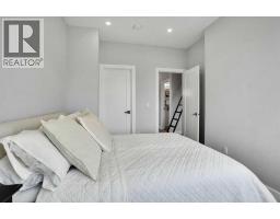 635 20 Avenue NE - photo 35